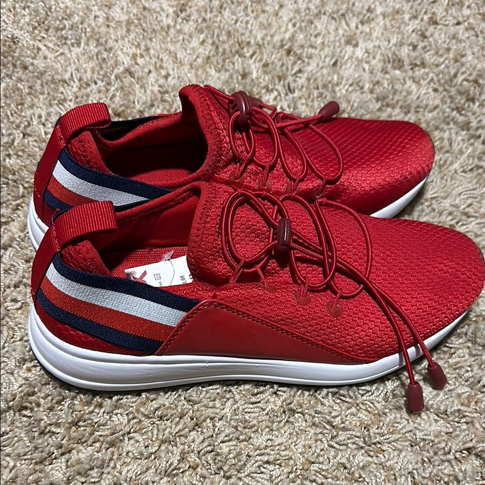 Tommy Hilfiger Women’s Tennis Shoes Red Size 7 NWT